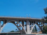 Pasadena's Suicide Bridge