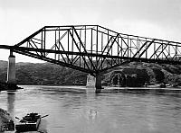 Red Rock Bridge