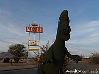 Queen's Motel Dinosaur