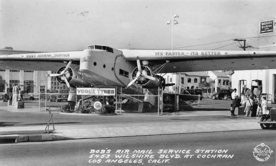 Bob's Air Mail Service Station