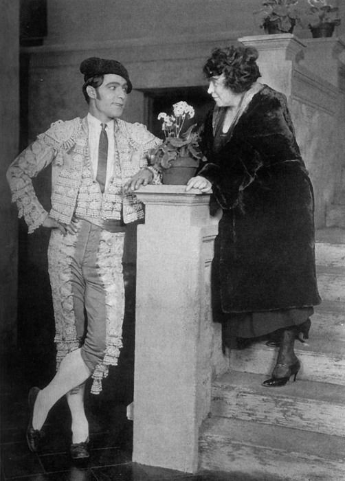 June Mathis and Rudolph Valentino - Photo from <a href='http://en.wikipedia.org/wiki/File:June_Mathis_and_Rudolph_Valentino.jpg'>Wikipedia</a> June Mathis and Rudolph Valentino - Photo from <a href='http://en.wikipedia.org/wiki/File:June_Mathis_and_Rudolph_Valentino.jpg'>Wikipedia</a>